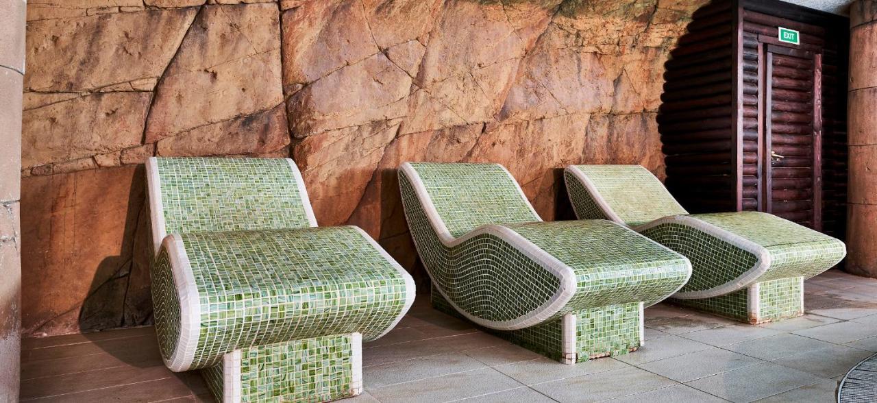Hotel & Spa S'Entrador Playa Кала Ратхада Екстериор снимка
