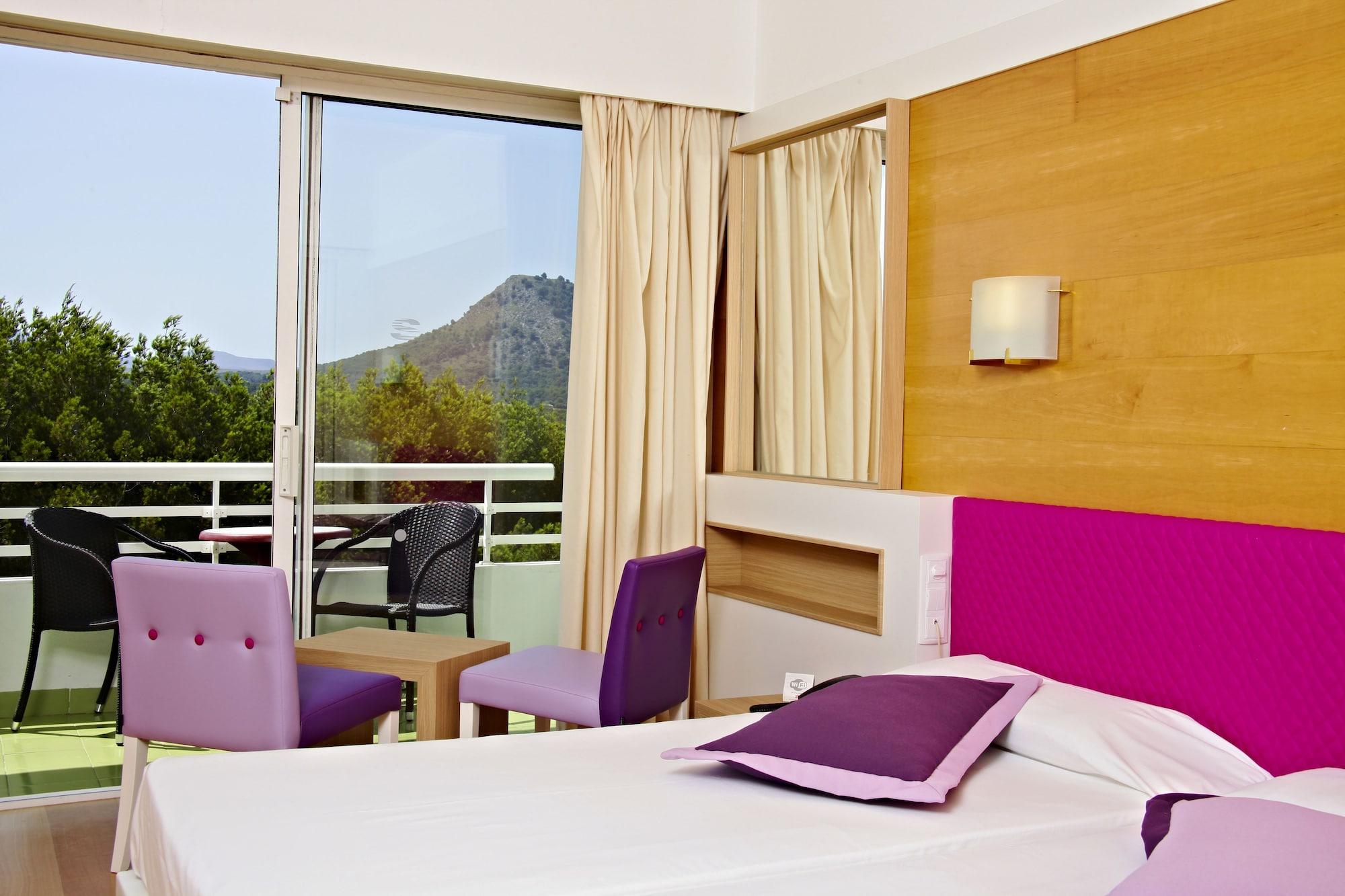Hotel & Spa S'Entrador Playa Кала Ратхада Екстериор снимка